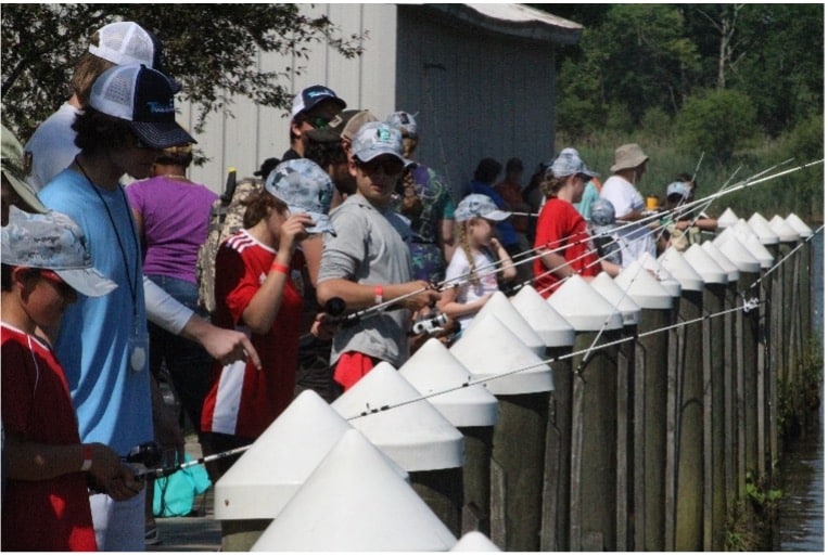 Kids fishing on the Chesapeake | The Ike Foundation